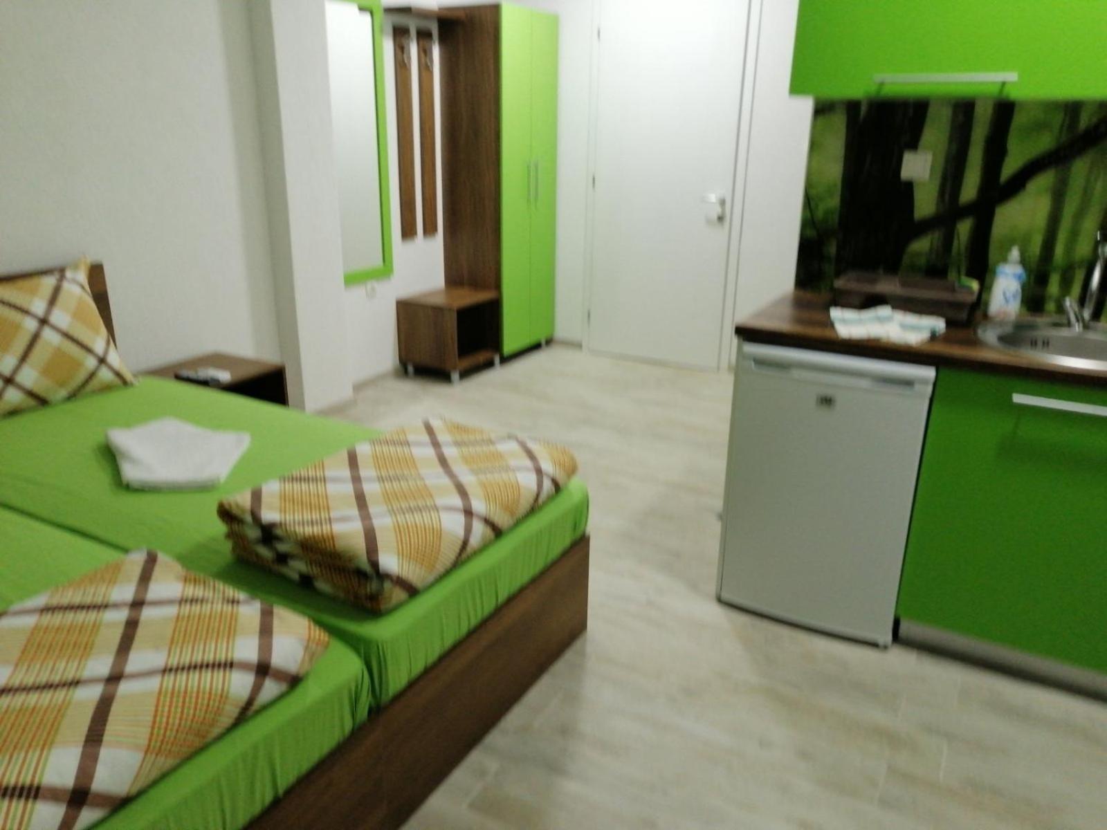 Royal View Apartments Struga Esterno foto