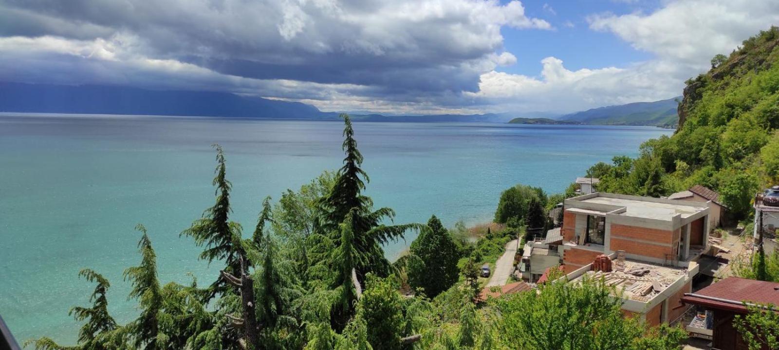 Royal View Apartments Struga Esterno foto