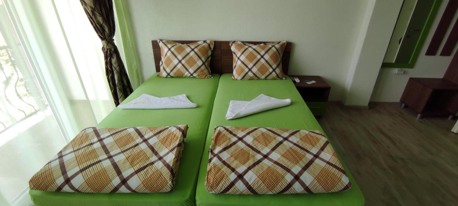 Royal View Apartments Struga Esterno foto